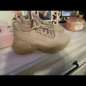 Steve Madden Maxima blush sneakers
